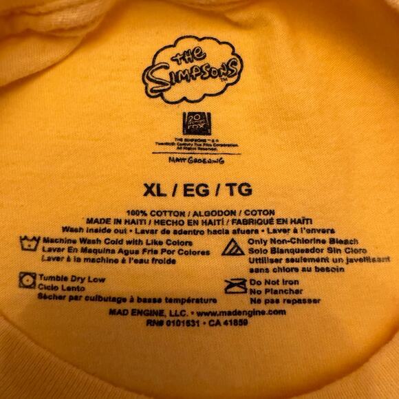 The Simpsons Family Yellow Tee Shirt Men’s Size XL Homer Marge Bart Lisa - Picture 5 of 7